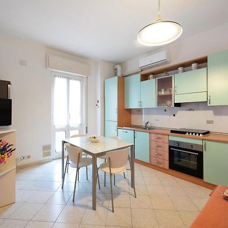 Ferienwohnung Trilocale Mazzini Con 2 Balconi Varraze Exterior foto