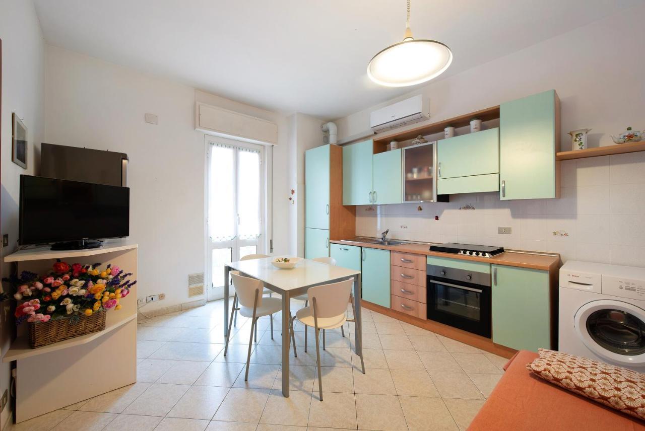 Ferienwohnung Trilocale Mazzini Con 2 Balconi Varraze Exterior foto