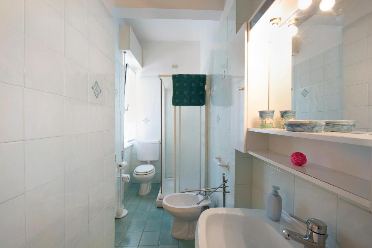 Ferienwohnung Trilocale Mazzini Con 2 Balconi Varraze Exterior foto